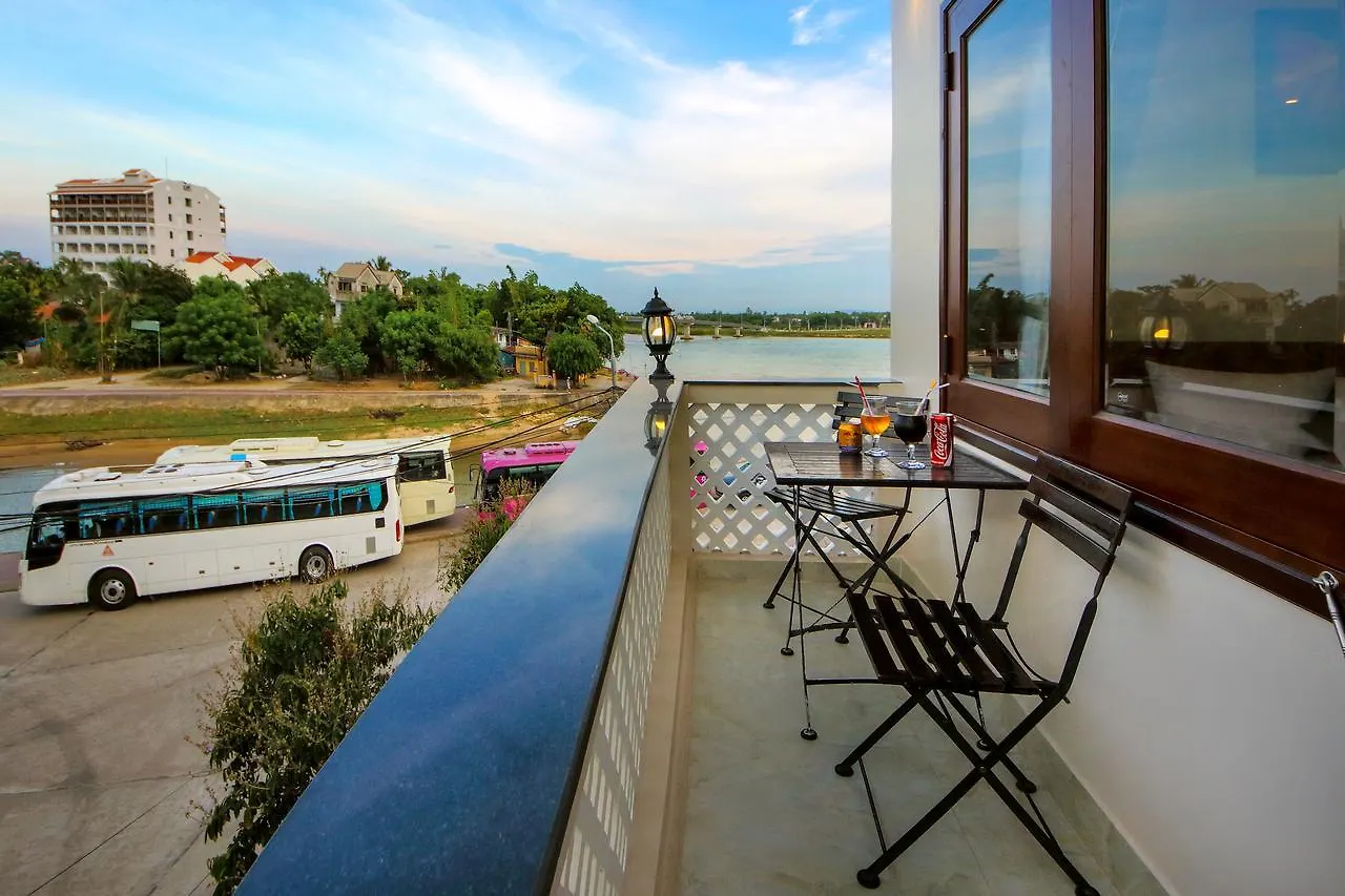 Ht Riverside Homestay Hoi An